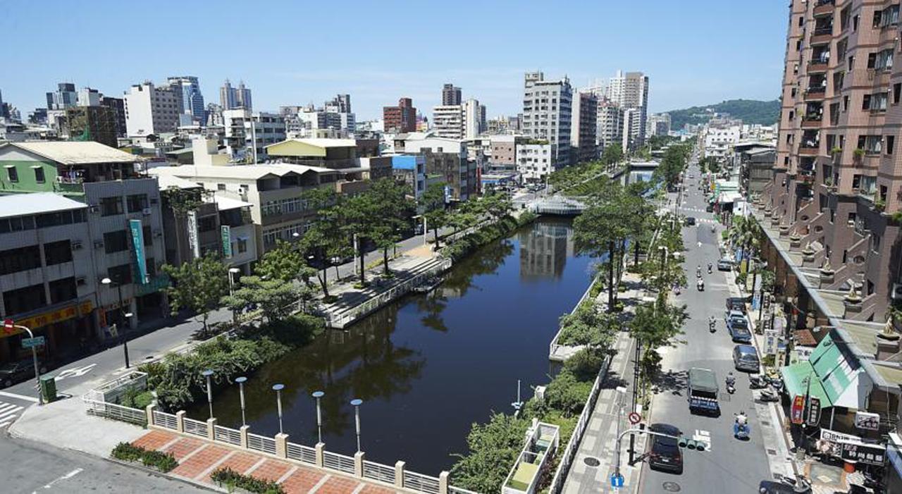 Easy Stay Inn Kaohsiung Exterior foto